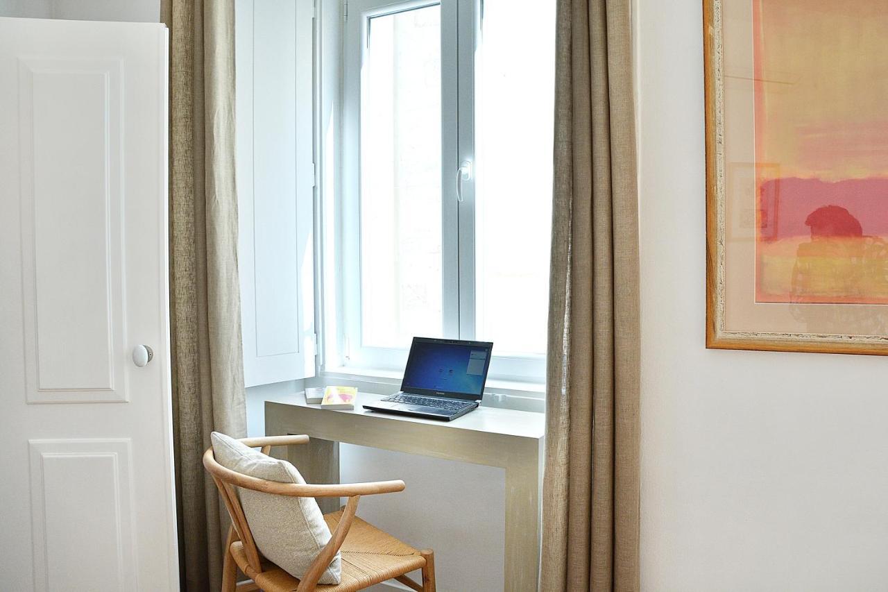 Bright And Spacious Three Bedroom Apt In The Heart Of Lisboa Exterior foto